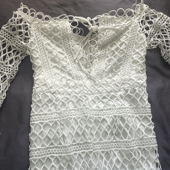 embroidered style jumpsuit - Picture 2 of 5